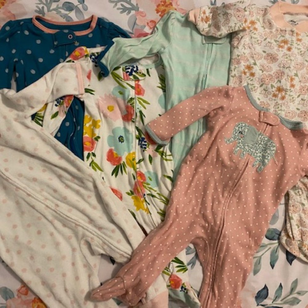 Set of (6) Footed Pajamas- 6M